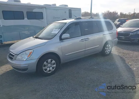 2008 Hyundai Entourage Gls/Limited z USA, uszkodzony, nr VIN KNDMC233286045508